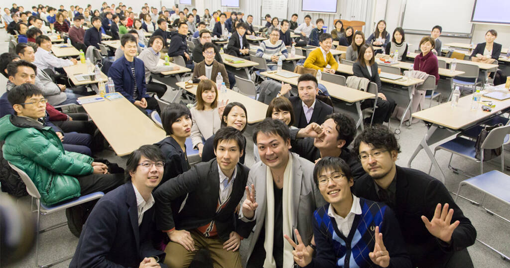 初の百人規模セミナー登壇時の様子