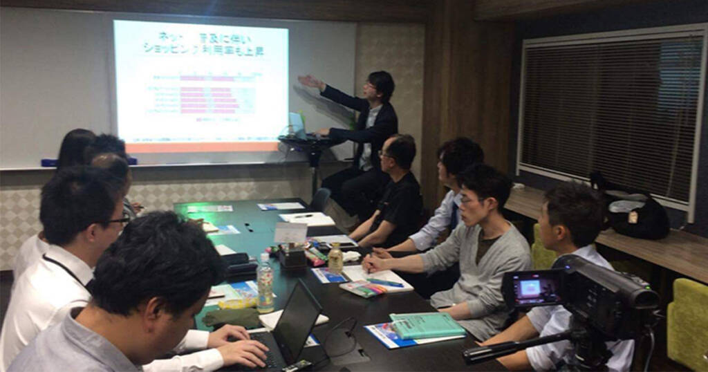 名古屋タスクール様にて登壇時の様子